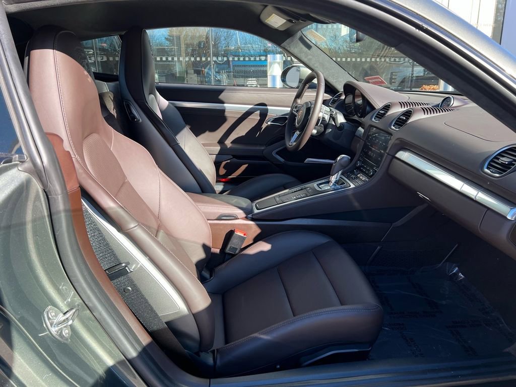 Used 2023 Porsche 718 Cayman GTS image 21
