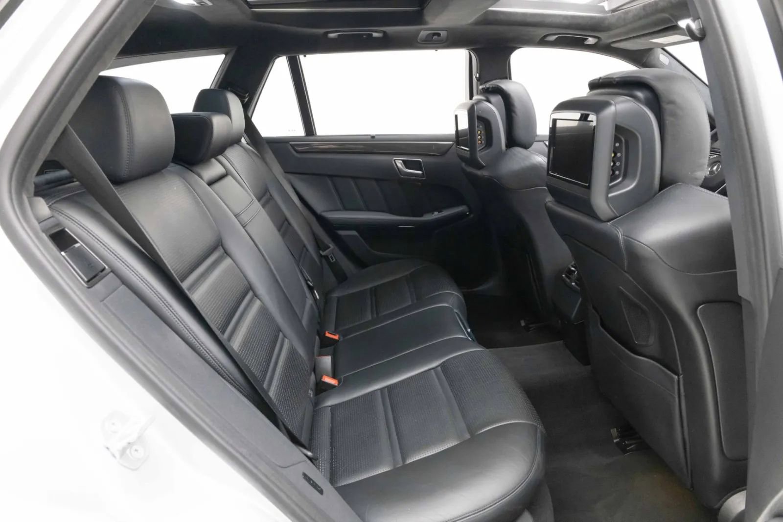 Used 2012 Mercedes-Benz E 63 AMG Wagon image 32