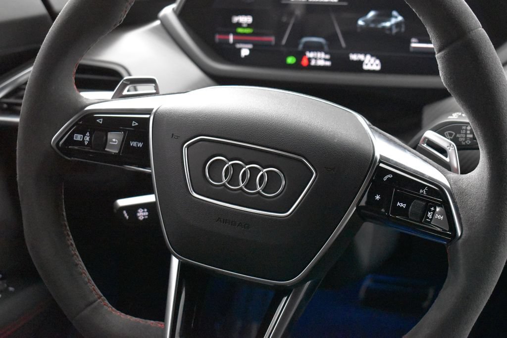 Used 2022 Audi RS e-tron GT AWD/4WD image 14