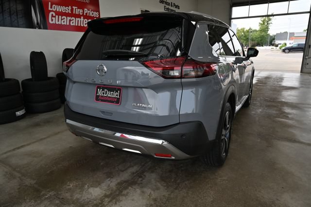 Used 2021 Nissan Rogue Platinum FWD image 6