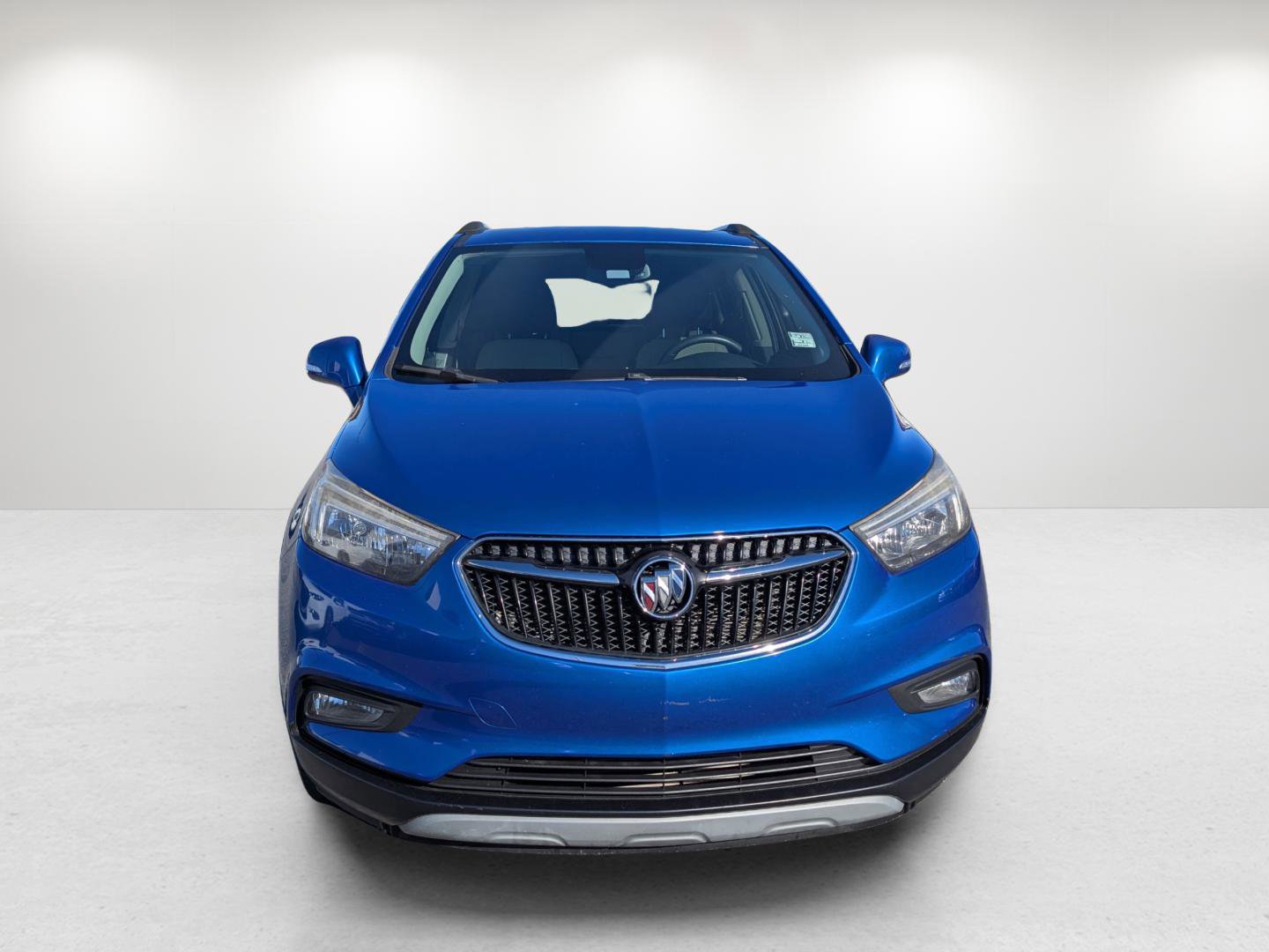 Used 2018 Buick Encore Preferred image 2