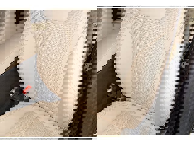 New 2026 BMW 330i xDrive Sedan w/ Convenience Package image 57