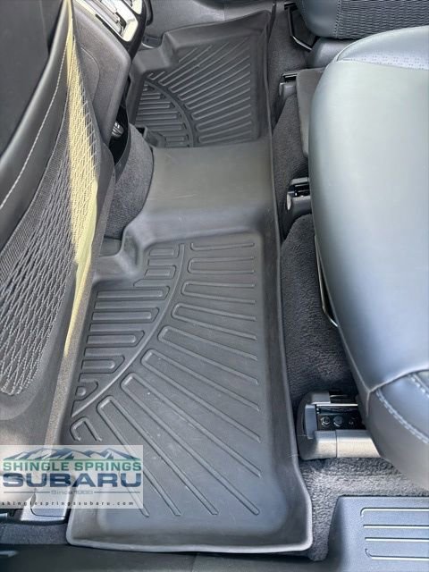 Used 2025 Kia Sorento SX image 36