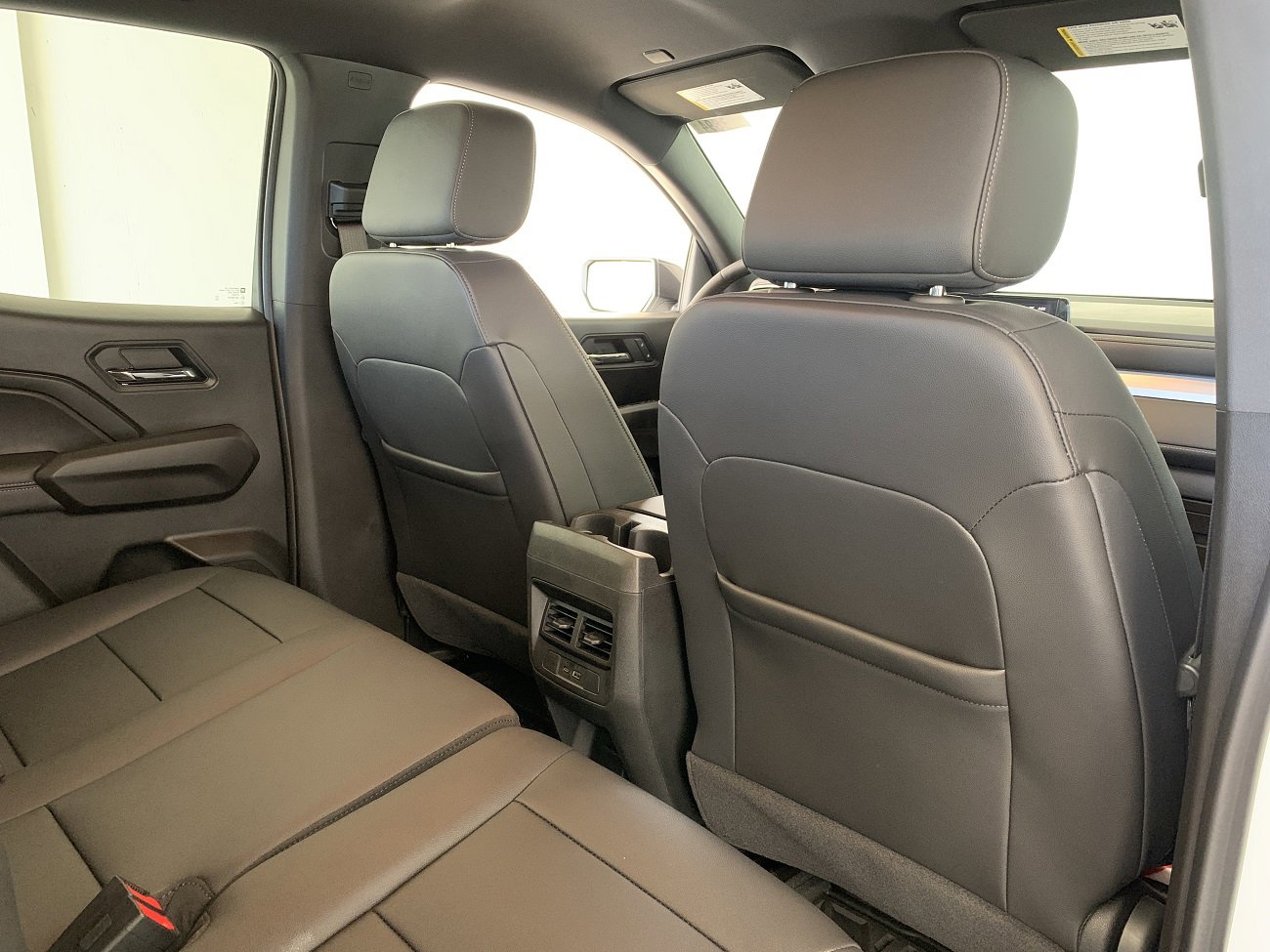 New 2024 Chevrolet Colorado LT w/ LT Convenience Package III image 36