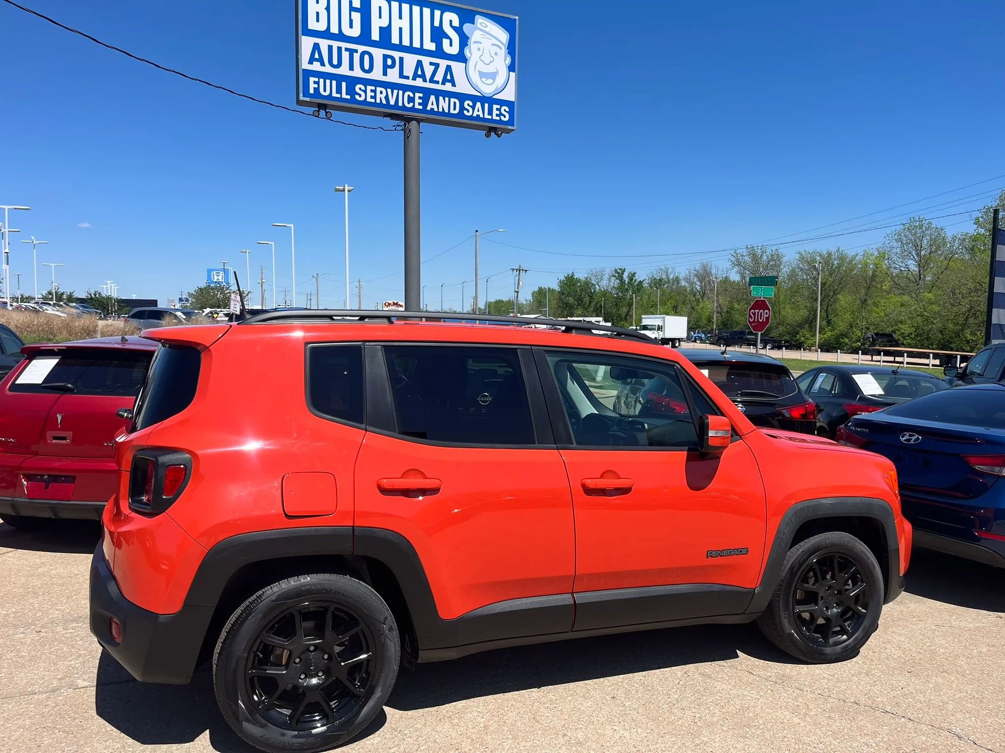 Used 2019 Jeep Renegade Altitude w/ Quick Order Package 2XM FWD image 1