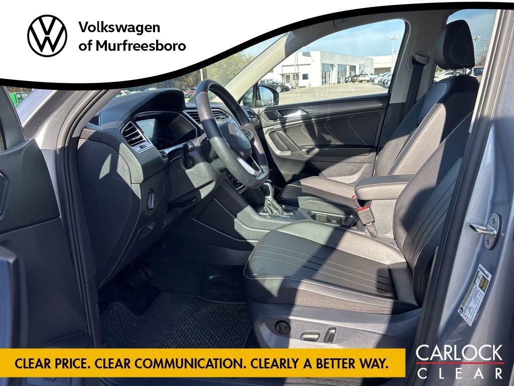 Certified 2024 Volkswagen Tiguan SE image 15