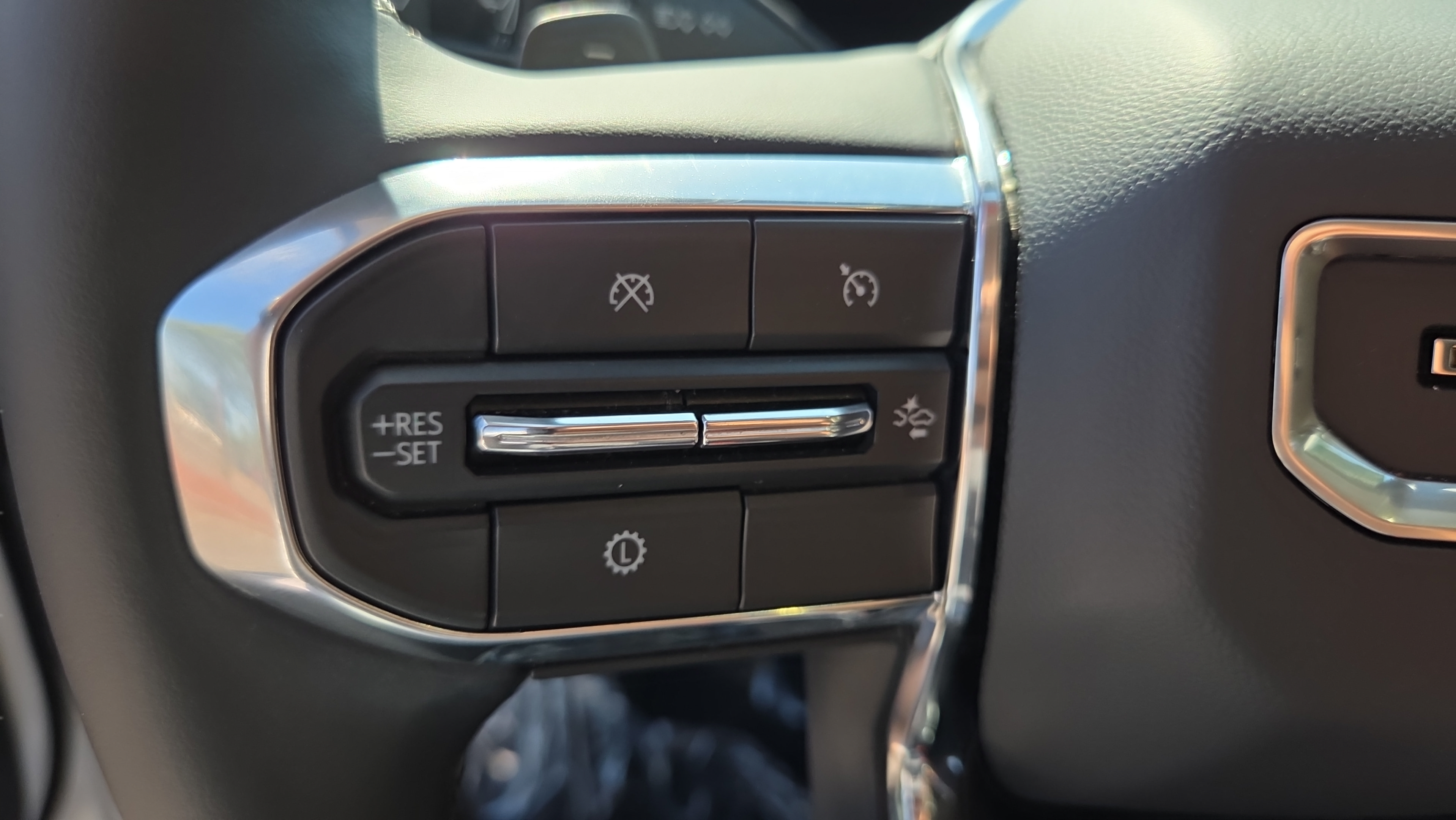 Certified 2026 GMC Terrain Denali AWD/4WD image 24
