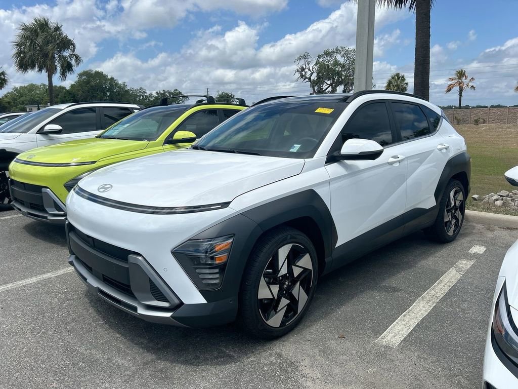 Used 2024 Hyundai Kona Limited FWD image 9