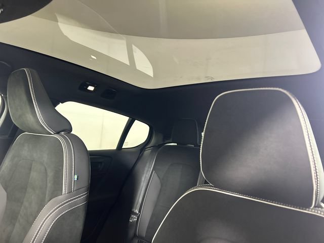 Used 2023 Volvo C40 P8 Recharge Plus AWD/4WD image 11
