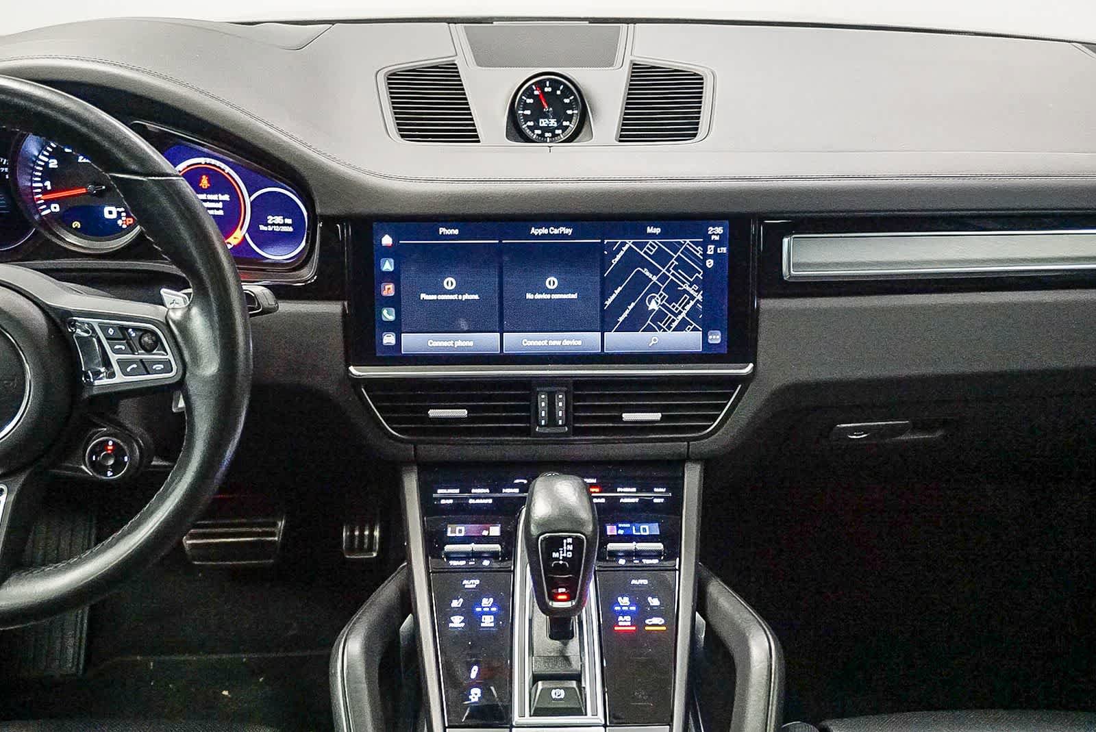 Certified 2022 Porsche Cayenne Turbo AWD/4WD image 14