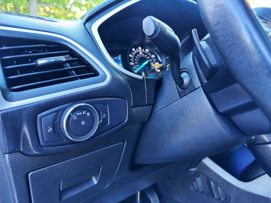 Used 2015 Ford Edge SEL w/ Equipment Group 201A image 19