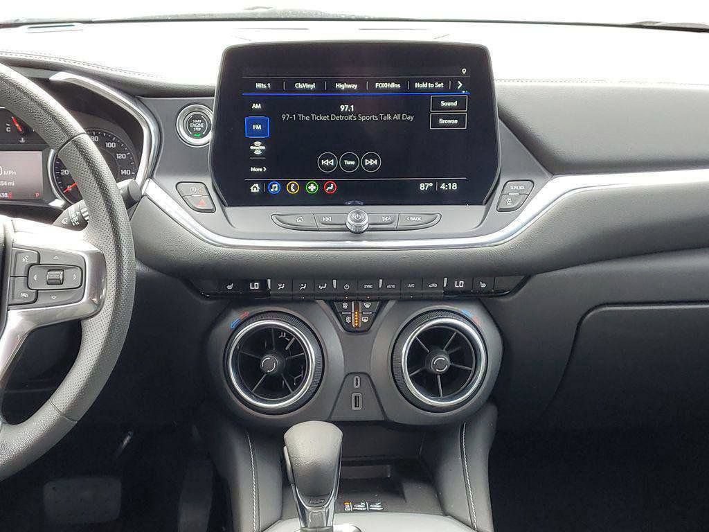 Certified 2023 Chevrolet Blazer LT w/ Convenience Package FWD image 25