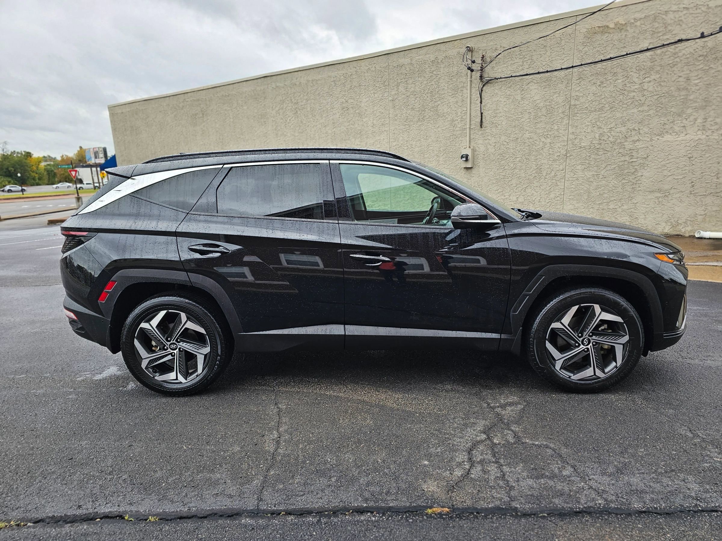 Used 2022 Hyundai Tucson Limited image 9