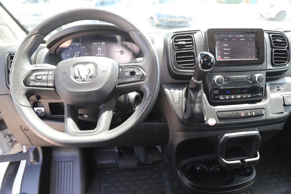 Used 2023 RAM ProMaster 2500 FWD image 31