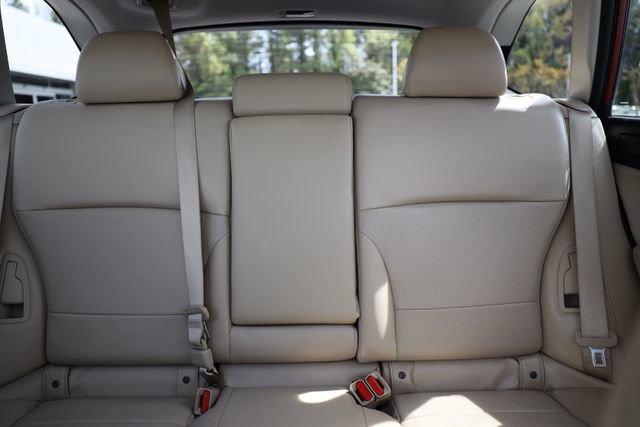 Used 2017 Subaru Outback 2.5i Limited image 42