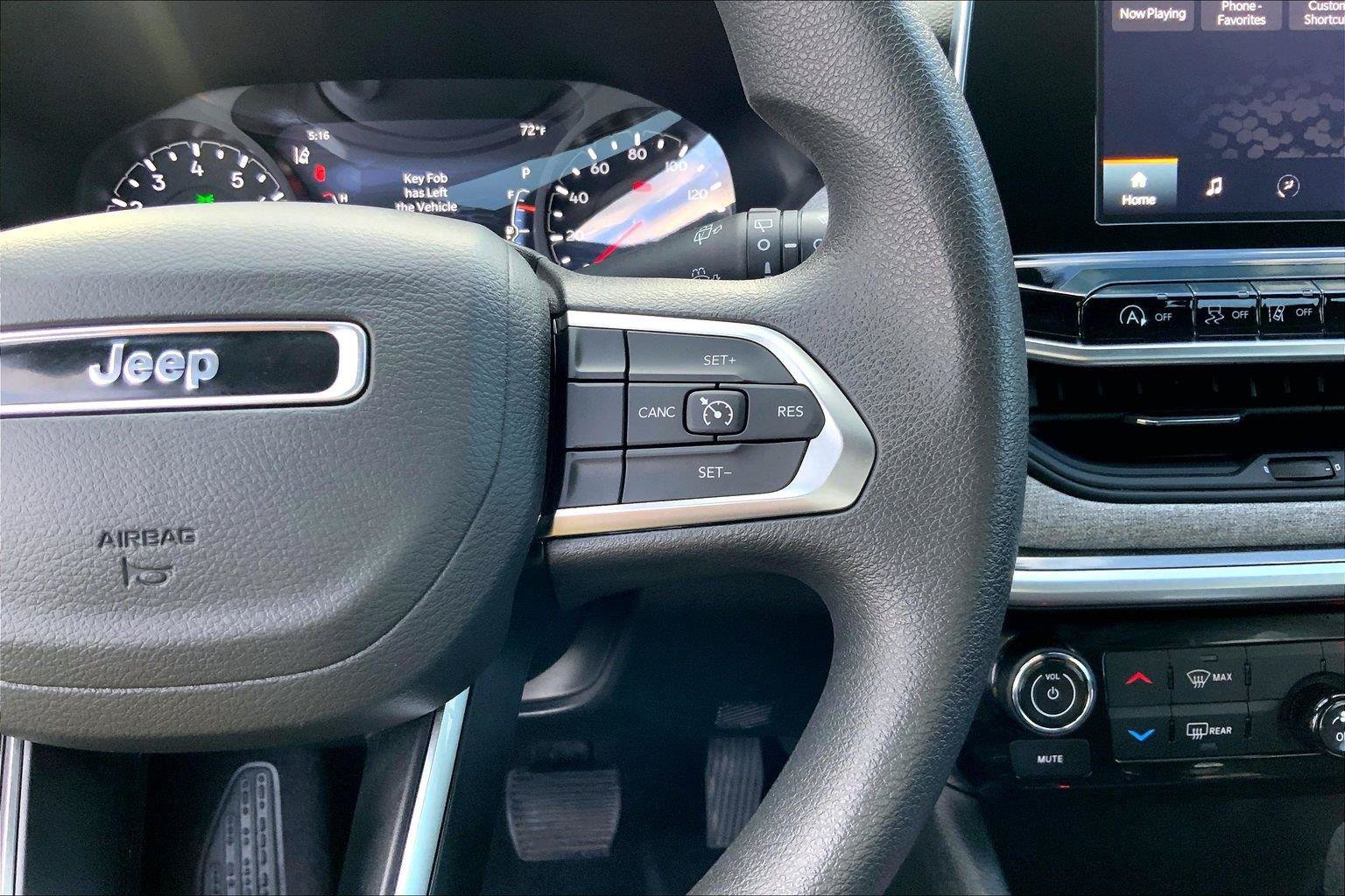 Certified 2025 Jeep Compass Sport AWD/4WD image 19