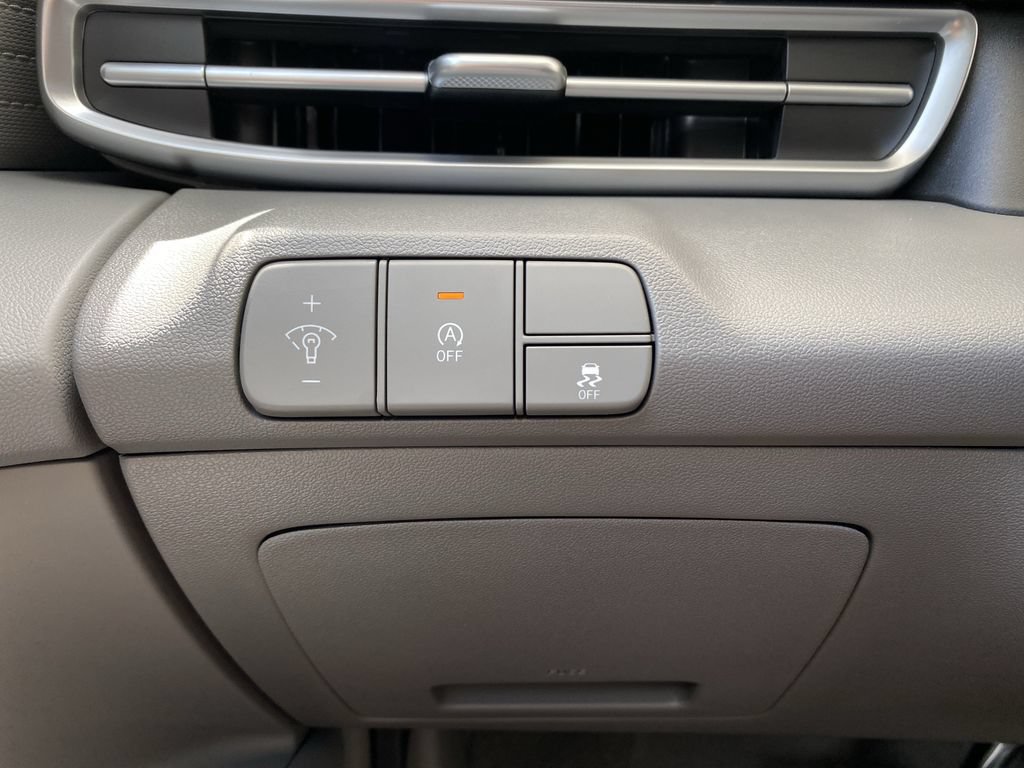 New 2026 Hyundai Elantra SE FWD image 19