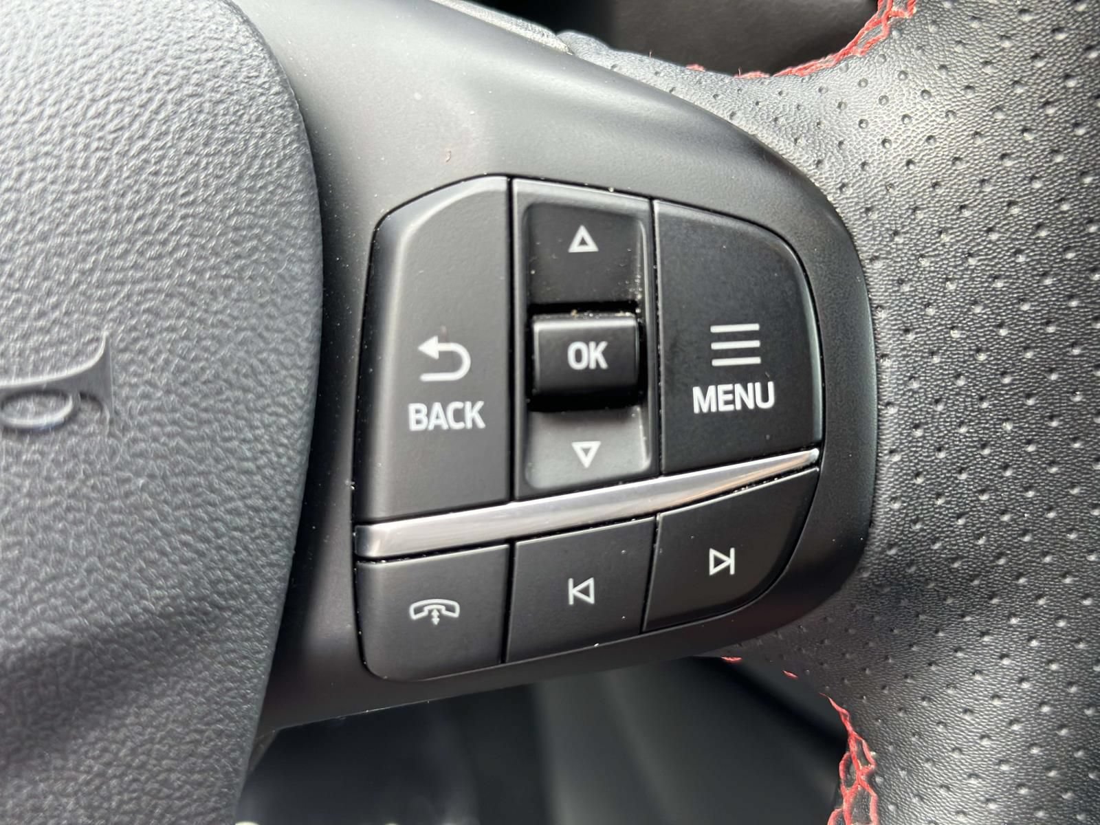Used 2024 Ford Escape ST-Line Select w/ Tech Pack #2 AWD/4WD image 18