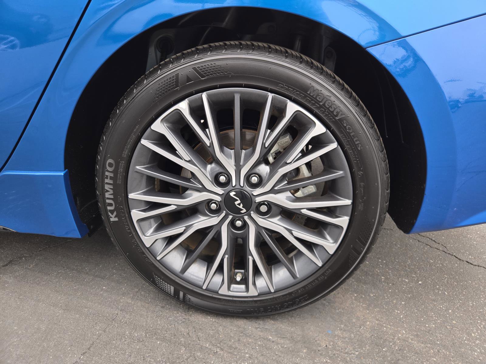 Used 2024 Kia Forte GT-Line w/ GT-Line Premium Package image 32