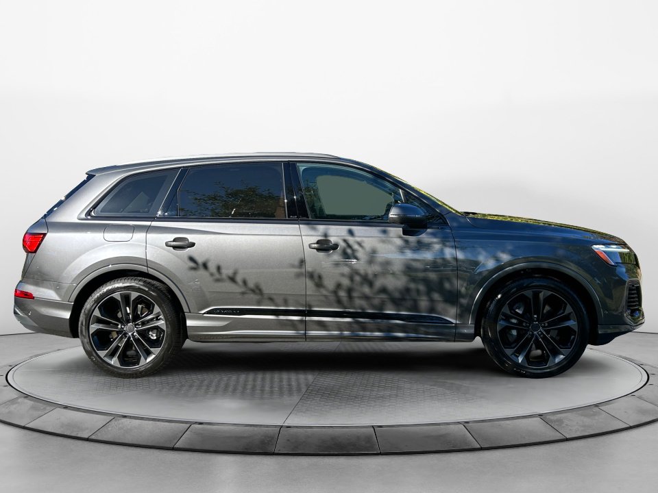 New 2026 Audi Q7 3.0T Premium Plus image 8