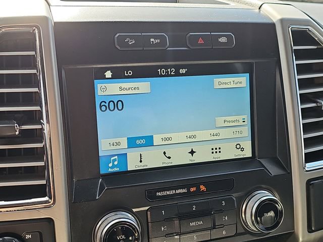 Used 2016 Ford F150 Lariat w/ Equipment Group 502A Luxury image 11