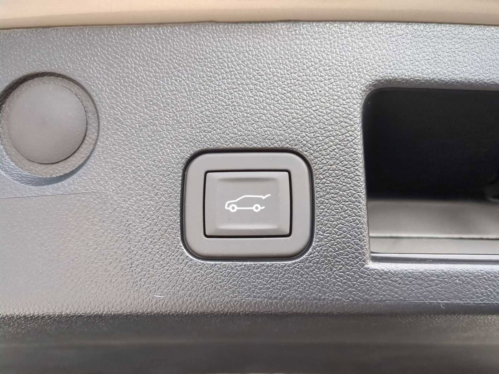 New 2026 GMC Terrain Elevation w/ Elevation Premium Package image 26
