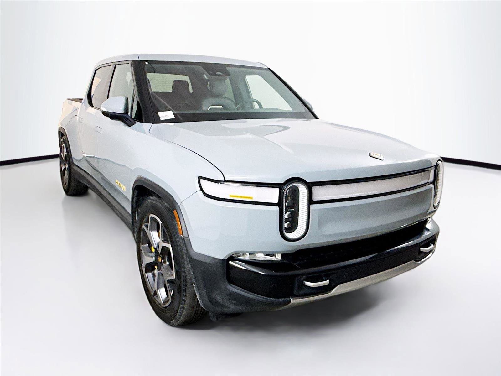 Used 2022 Rivian R1T Adventure image 1