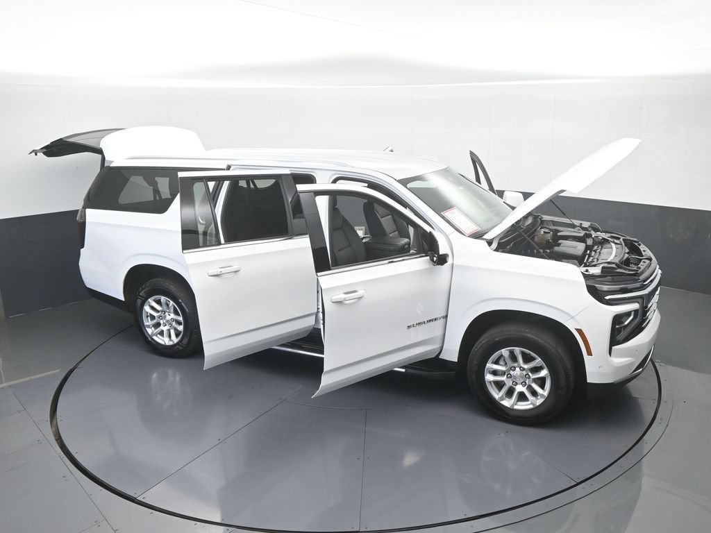Used 2025 Chevrolet Suburban LT RWD image 77