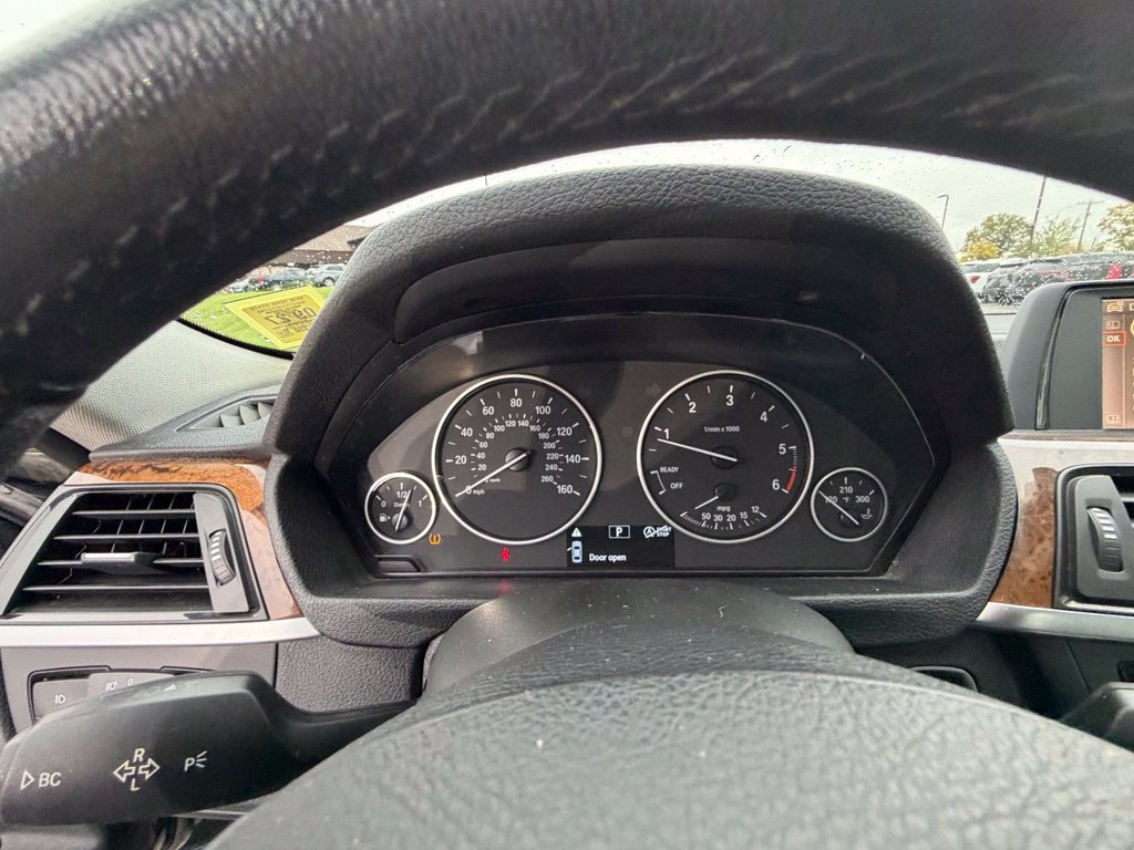 Used 2014 BMW 328d xDrive Sedan AWD/4WD image 25