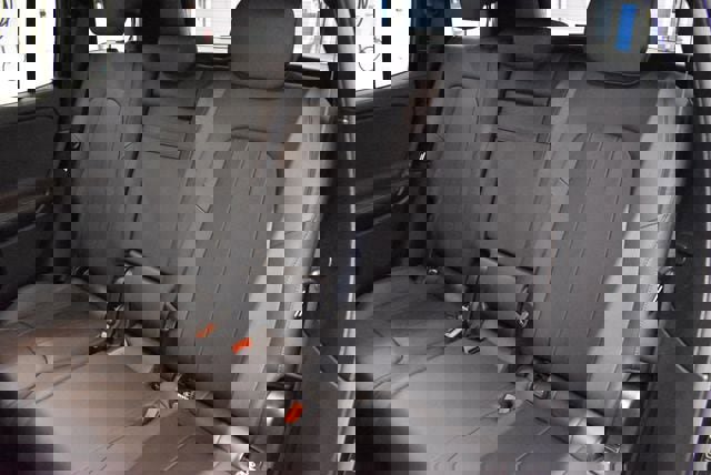 Used 2025 Mercedes-Benz GLB 250 4MATIC image 7