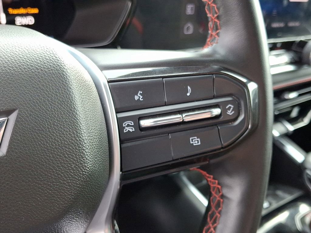 Used 2024 Chevrolet Colorado Z71 image 22