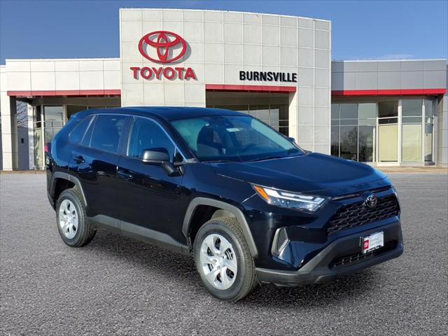 Certified 2025 Toyota RAV4 LE AWD/4WD image 1