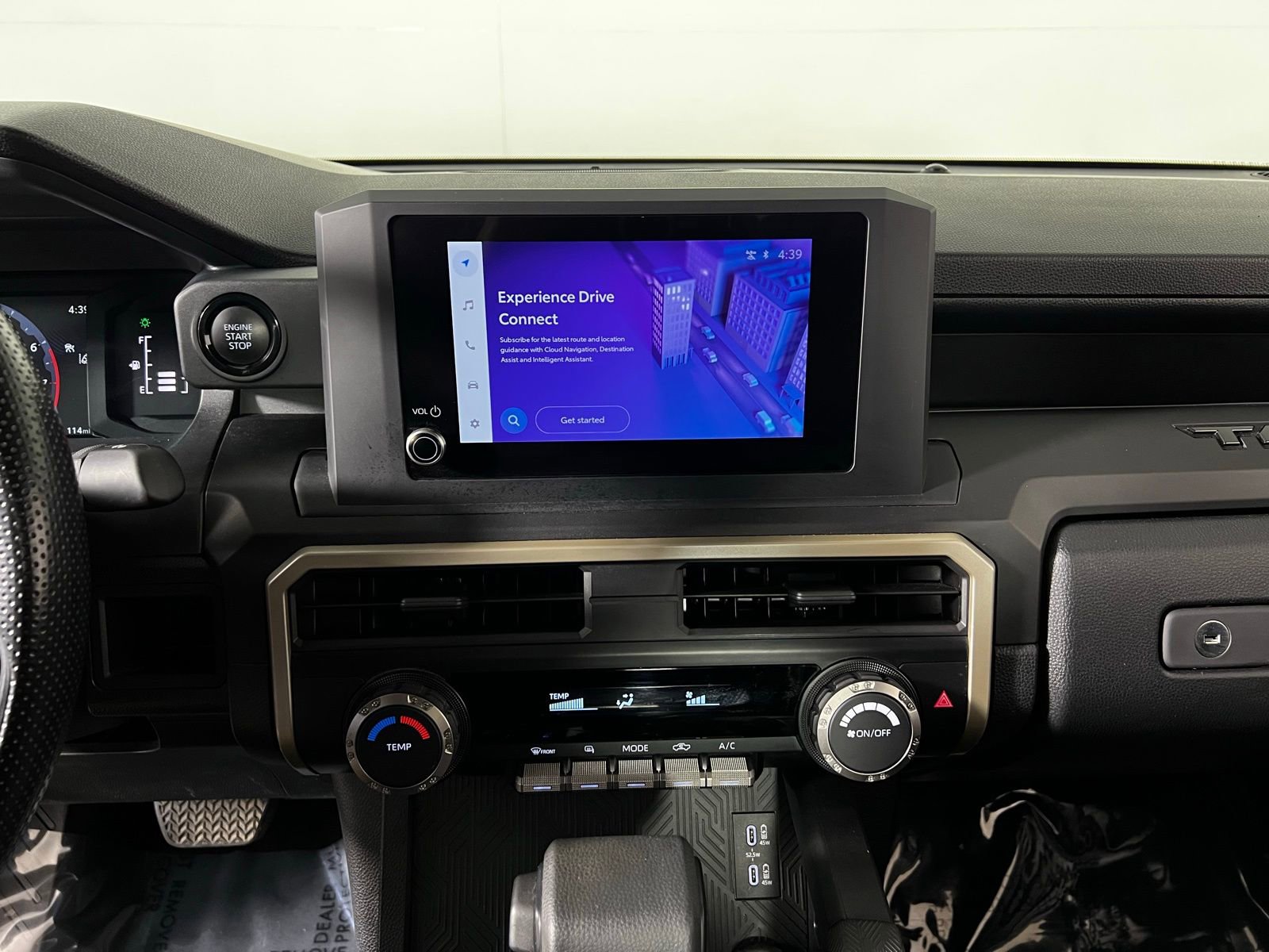 Certified 2025 Toyota Tacoma SR image 17