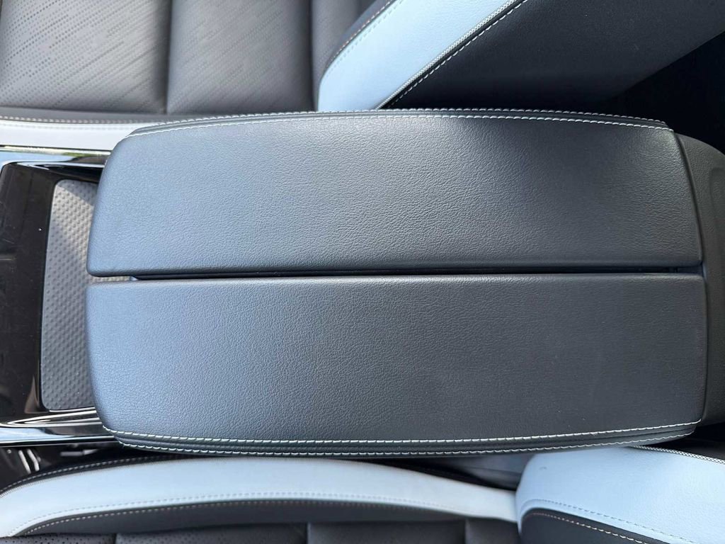 Used 2025 Buick Envision Sport Touring image 33