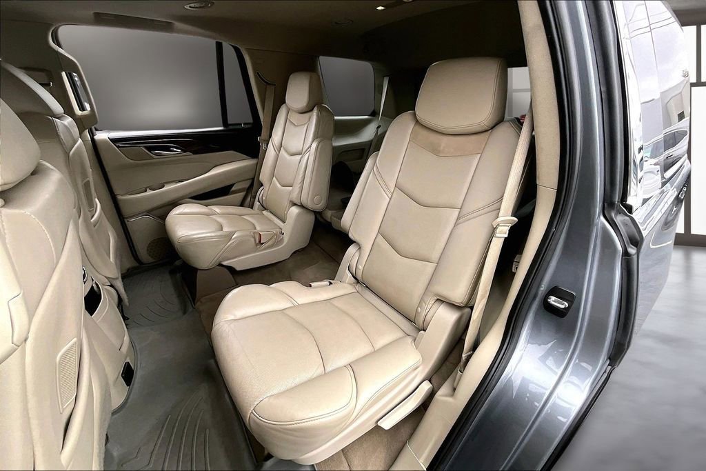 Used 2019 Cadillac Escalade Luxury image 26