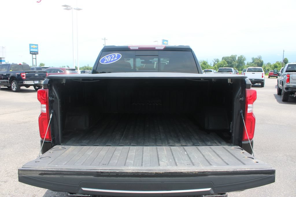 Used 2022 Chevrolet Silverado 1500 High Country w/ Safety Package II AWD/4WD image 17
