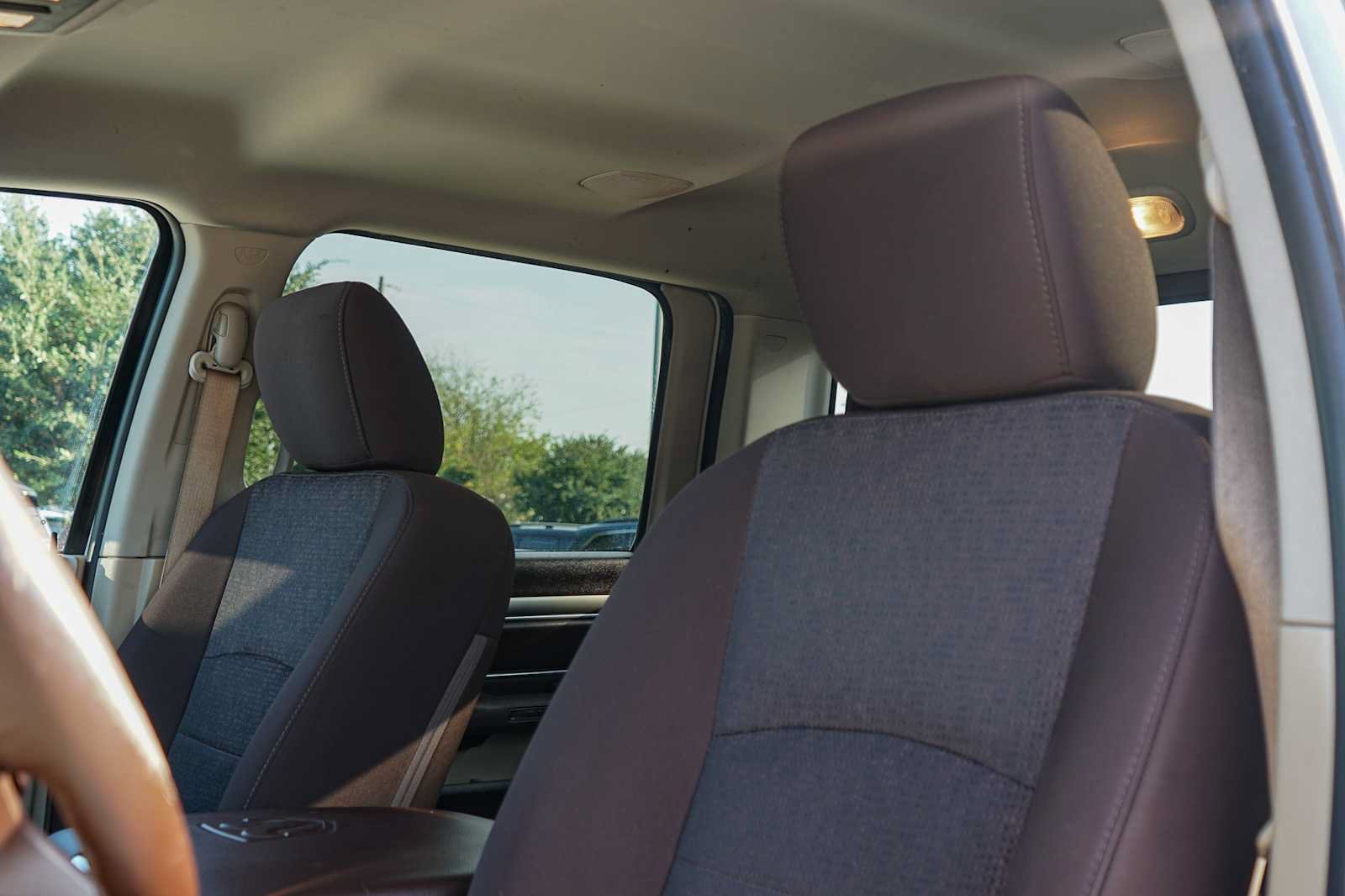 Used 2016 RAM 1500 Lone Star RWD image 9