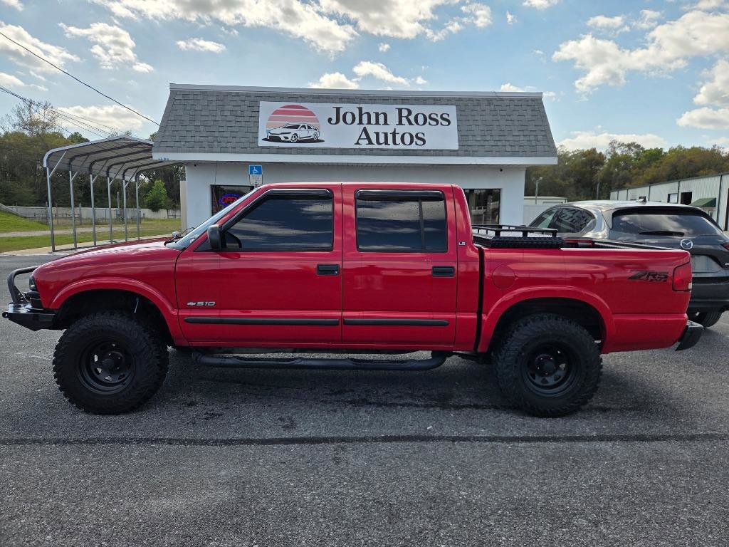 Used 2001 Chevrolet S10 Pickup LS AWD/4WD image 1