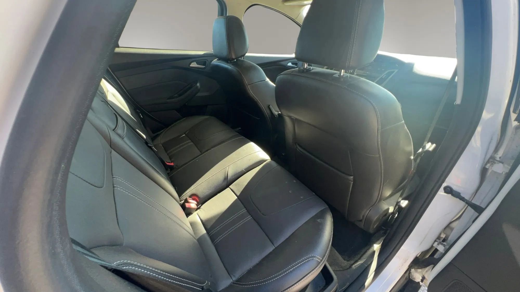 Used 2013 Ford Focus Titanium w/ Titanium Handling Pkg image 15