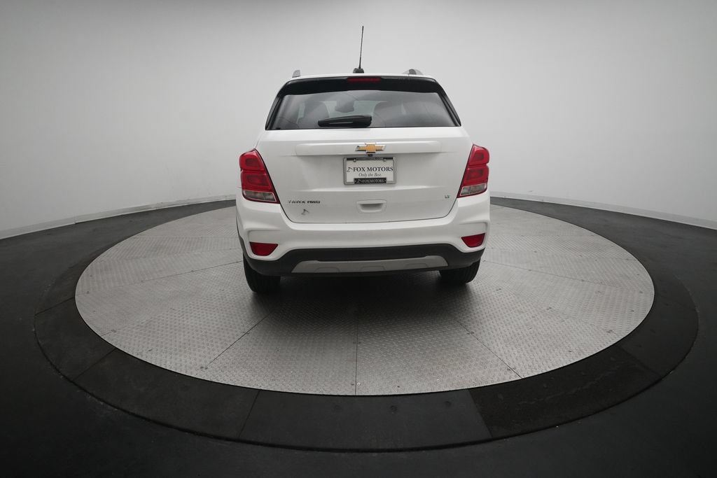 Used 2017 Chevrolet Trax LT w/ LT Convenience Package AWD/4WD image 25