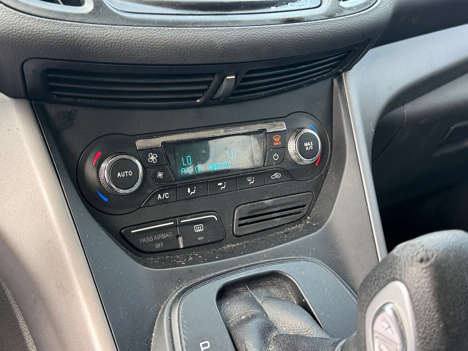 Used 2014 Ford Escape SE w/ Equipment Group 201A FWD image 19