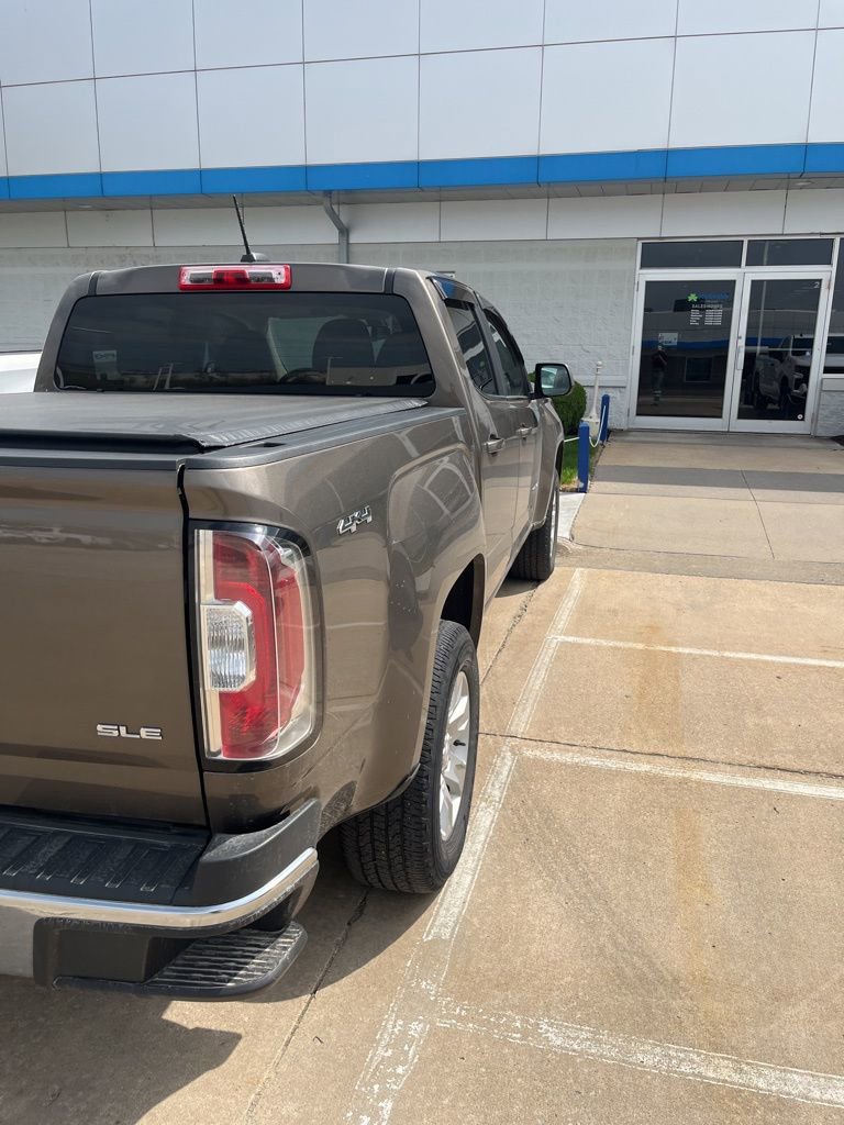 Used 2015 GMC Canyon SLE image 4