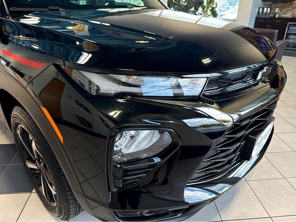 Used 2023 Chevrolet TrailBlazer RS w/ Technology Package AWD/4WD image 6