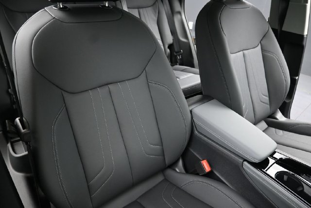 New 2026 Audi Q3 quattro 2.0T AWD/4WD image 14