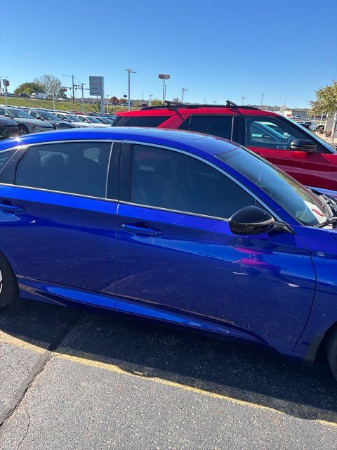 Used 2021 Honda Accord Sport image 3