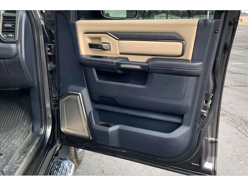 Used 2020 RAM 2500 Limited AWD/4WD image 26