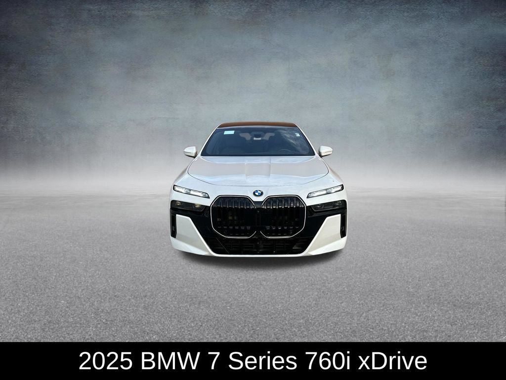 Used 2025 BMW 760i xDrive w/ Executive Package AWD/4WD image 3