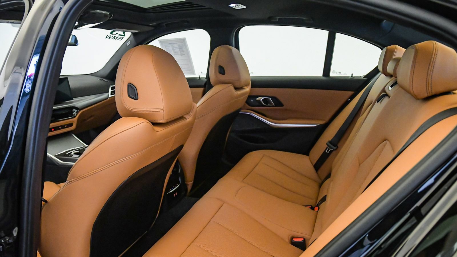 Used 2025 BMW M340i image 24