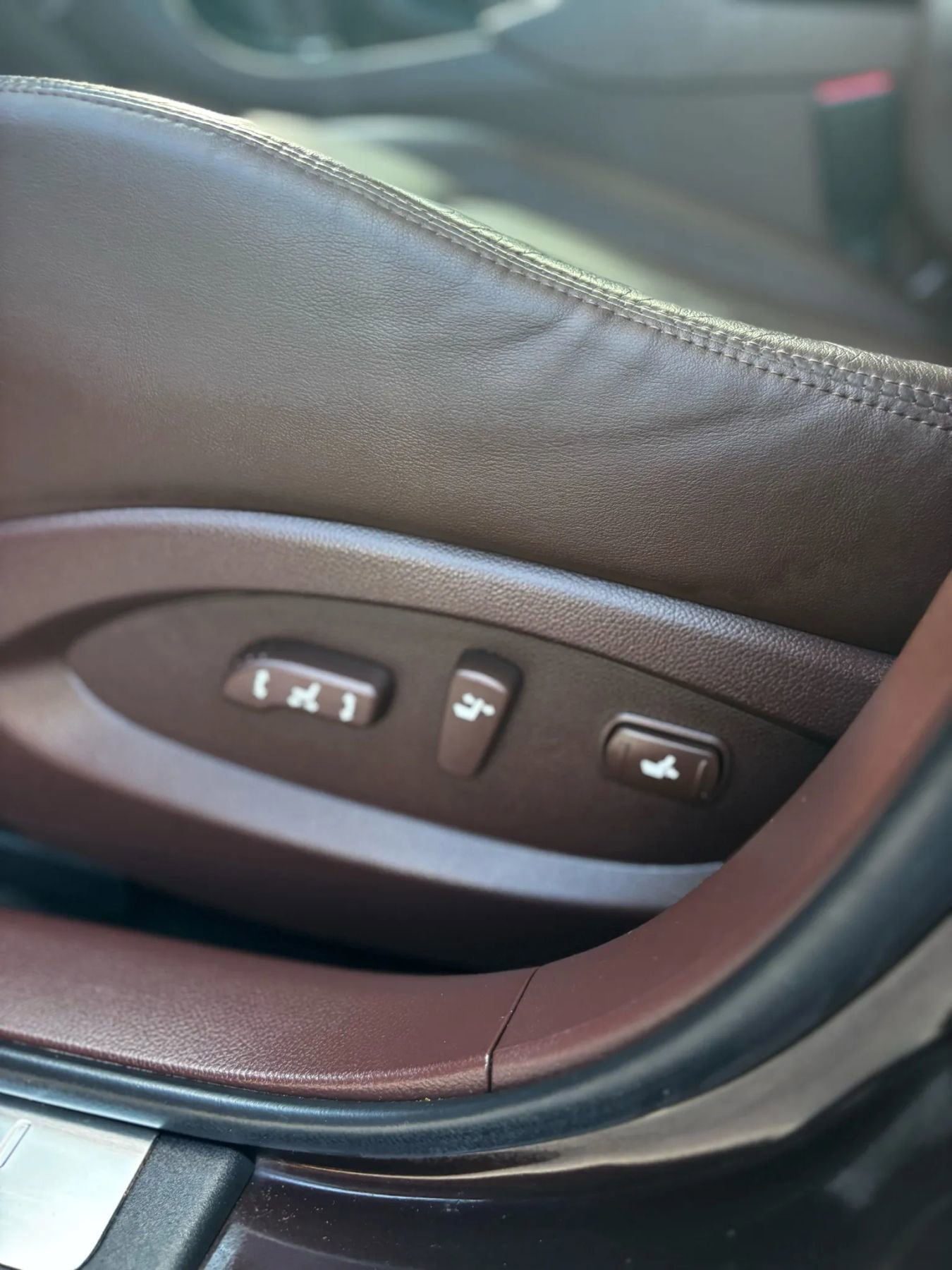 Used 2010 INFINITI EX35 Journey w/ Technology Pkg image 24