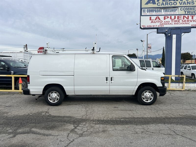 Used 2013 Ford E-150 and Econoline 150 RWD image 2